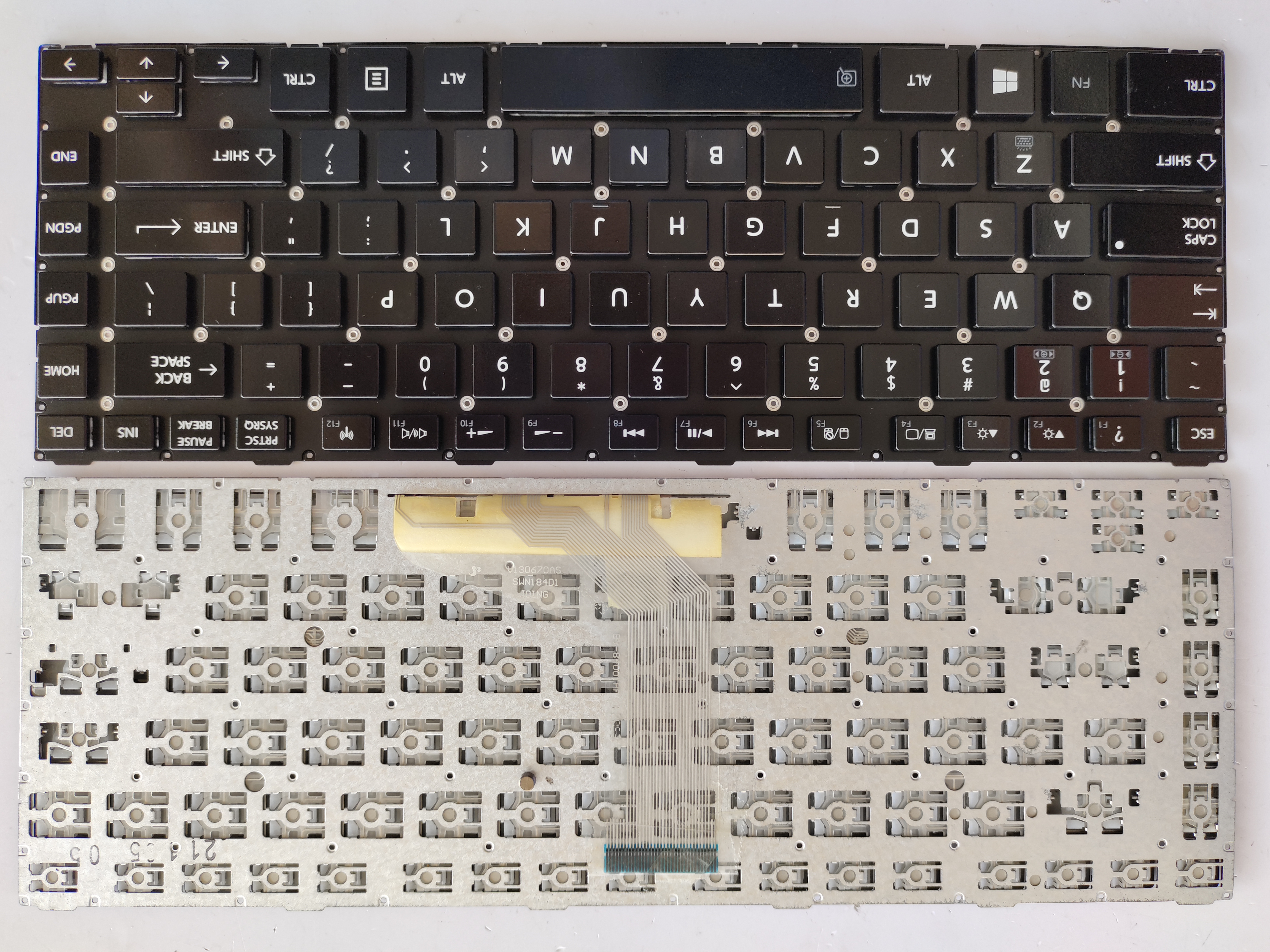 Picture of New Replacement Laptop Keyboard For TOSHIBA L800 GLOSSY BLACK US Layout